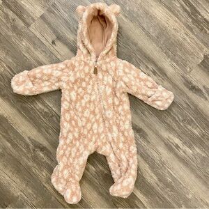 Carter’s Baby Snowsuit Size 3 Month Pink